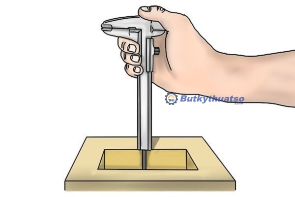 Sử dụng thước kẹp cơ để đo chính xác độ sâu của vật thể
