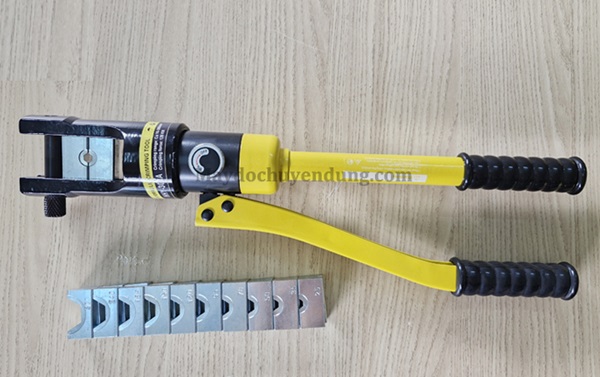 Kìm bấm cos TLP HHY-300A bền chắc, đi kèm khuôn ép