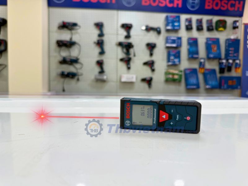 Máy đo khoảng cách laser Bosch GLM 40-12 