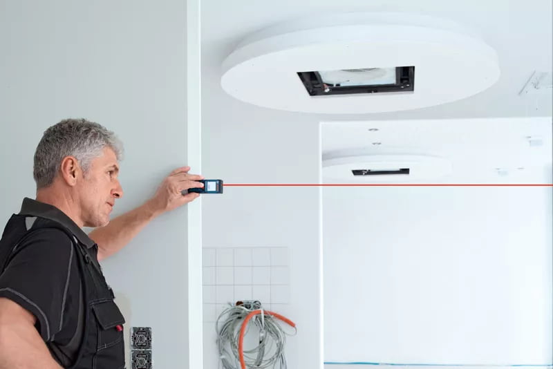 Máy đo khoảng cách laser Bosch GLM 40-12 phạm vi đo tối đa 40m