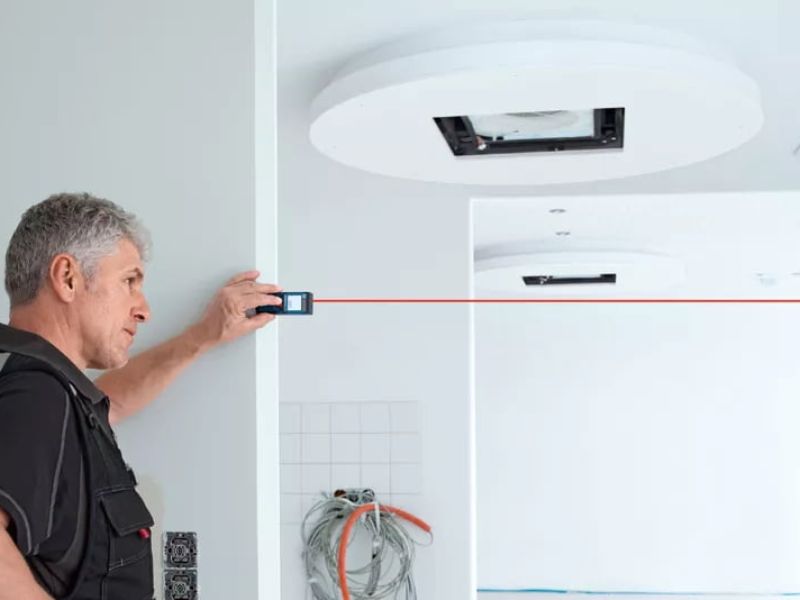 Bosch GLM 40-12 hỗ trợ lưu trữ 10 kết quả đo gần nhất
