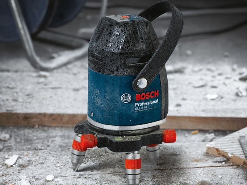 Bosch GLL 8-40 với thiết kế bằng thân nhôm chắc chắn, đạt chuẩn IP54