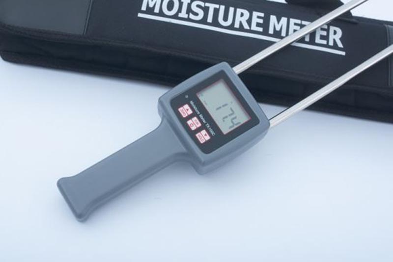 Đồng hồ đo độ ẩm giấy có đầu dò dài TK100M