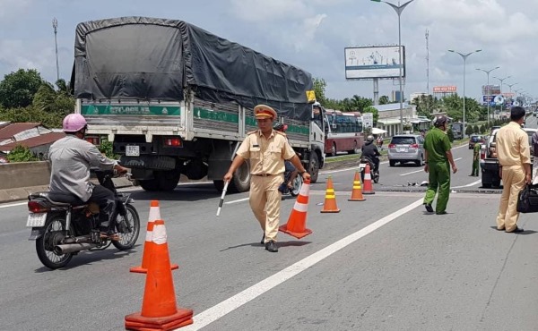 Hành vi gây tai nạn giao thông không dừng lại, không giữ nguyên hiện trường, bỏ trốn có mức phạt rất cao