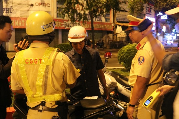 Quy định xử phạt hành chính giao thông đường bộ vi phạm nồng độ cồn