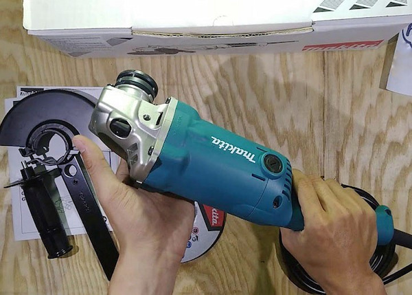 Máy mài góc Makita GA6010