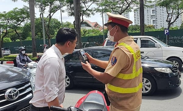 Mức phạt có thể lên tới 20 triệu đồng đối với người điều khiển ô tô vi phạm