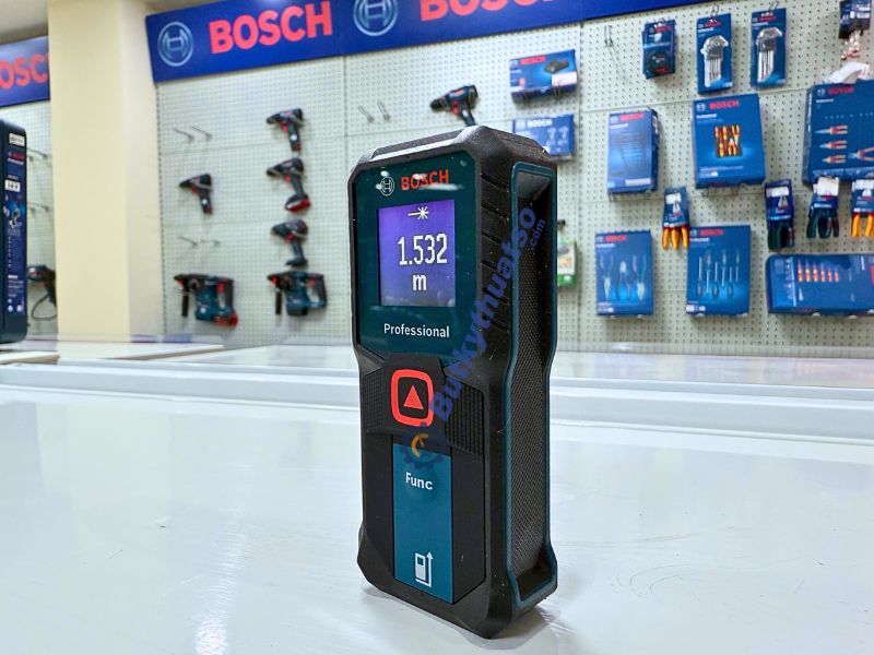 Bosch GLM 30-23 có phạm vi đo tới 30m