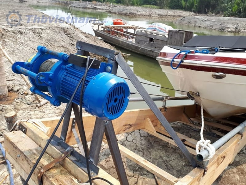 Máy tời giúp nâng hạ tải nặng một cách hiệu quả, nhanh và an toàn