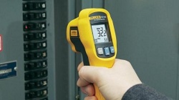 Đánh giá súng đo nhiệt độ Fluke 62 Max có thật sự chất lượng?