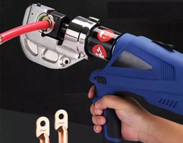 Có nên đầu tư máy ép cos thủy lực dùng pin EZS-400 hay không?