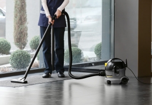 Cách dùng máy hút bụi đúng chuẩn: Hút sạch hơn, máy bền hơn