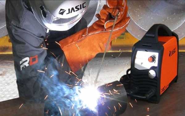 Cách sử dụng máy hàn an toàn, chuẩn kỹ thuật dành cho người mới