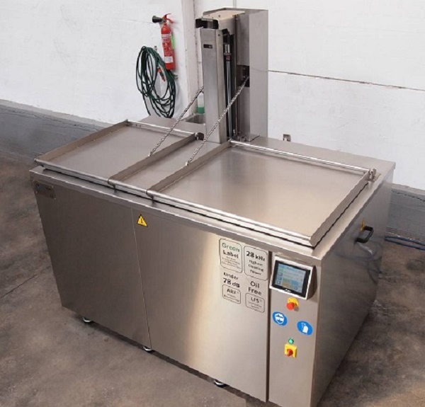 Bể rửa siêu âm công nghiệp là gì?