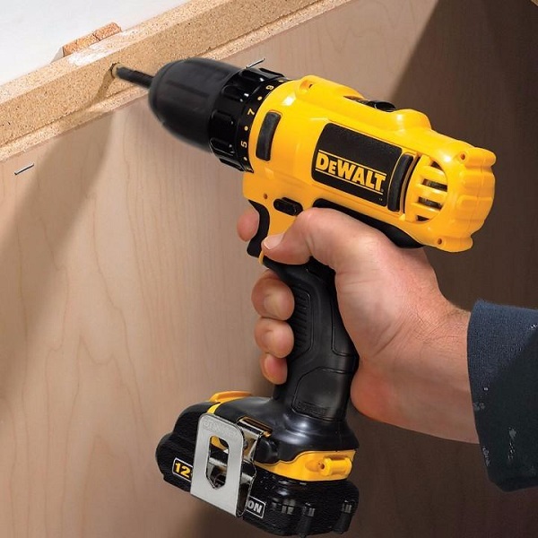 Máy khoan Dewalt có tuổi thọ cao, vận hành bền bỉ